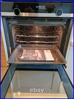 Siemens iQ500 HB578A0S0B Single Built In Electric Oven (only 15 Months old)